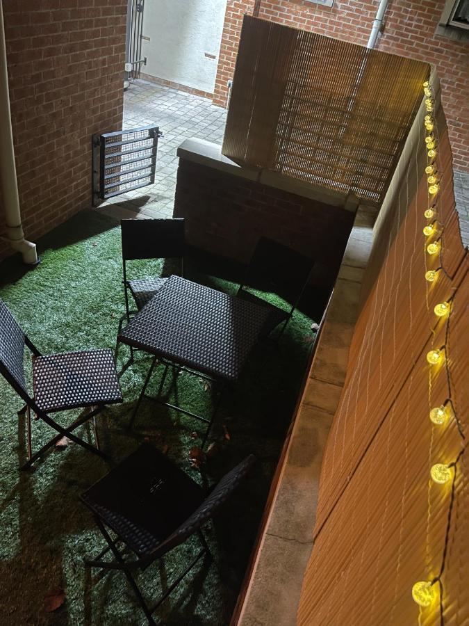 Vikings Apartment With Private Parking & Terrace York Bagian luar foto