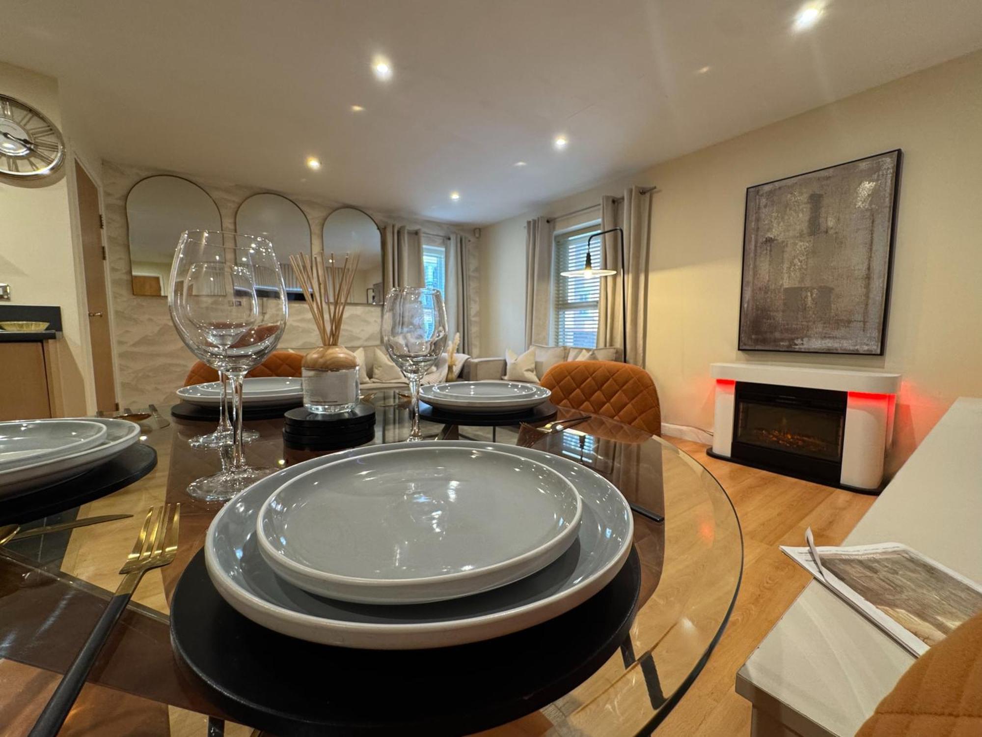 Vikings Apartment With Private Parking & Terrace York Bagian luar foto