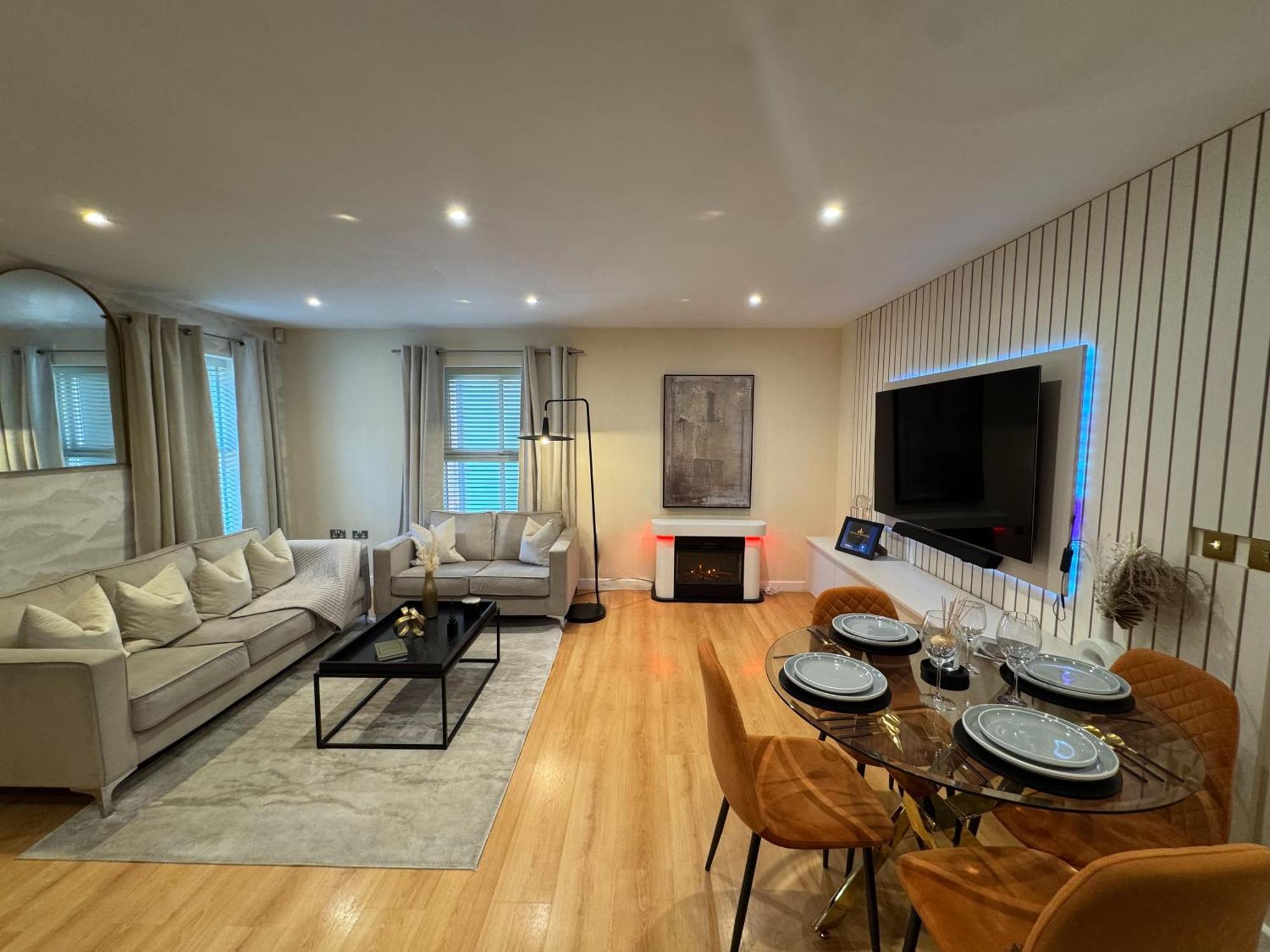 Vikings Apartment With Private Parking & Terrace York Bagian luar foto